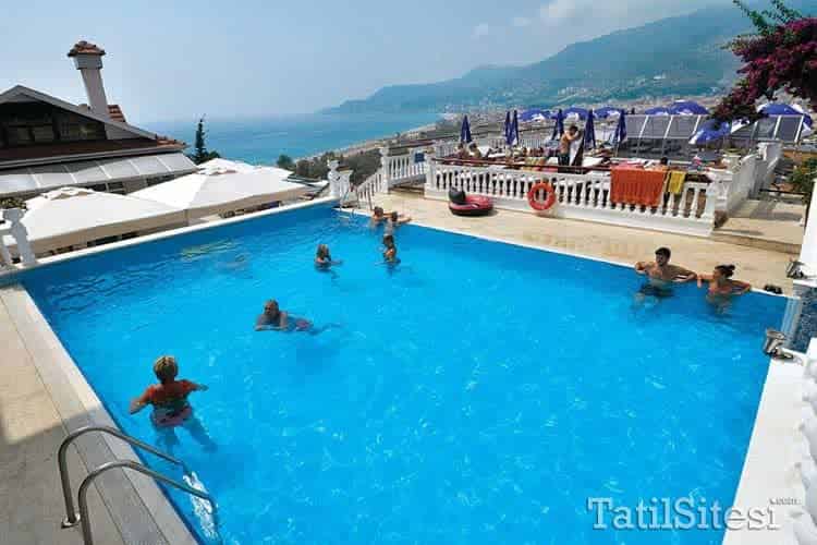 Sunny Hill Alya Hotel